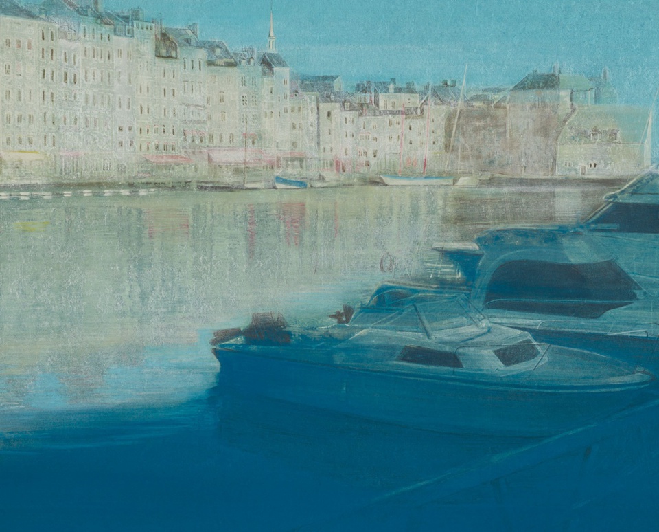 「白亜の街」(6F)